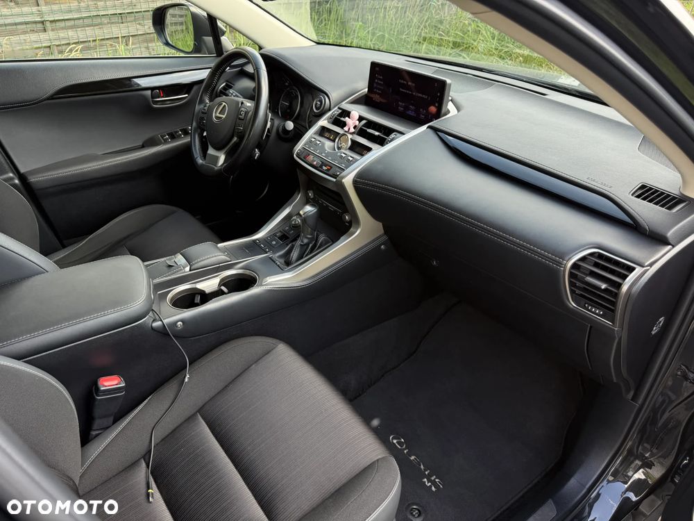 Lexus NX 300h Elegance AWD - 16