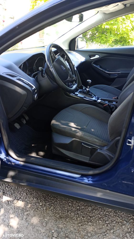 Ford Focus - 6