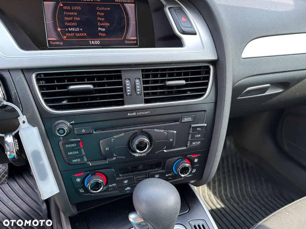 Audi A4 Limousine - 13