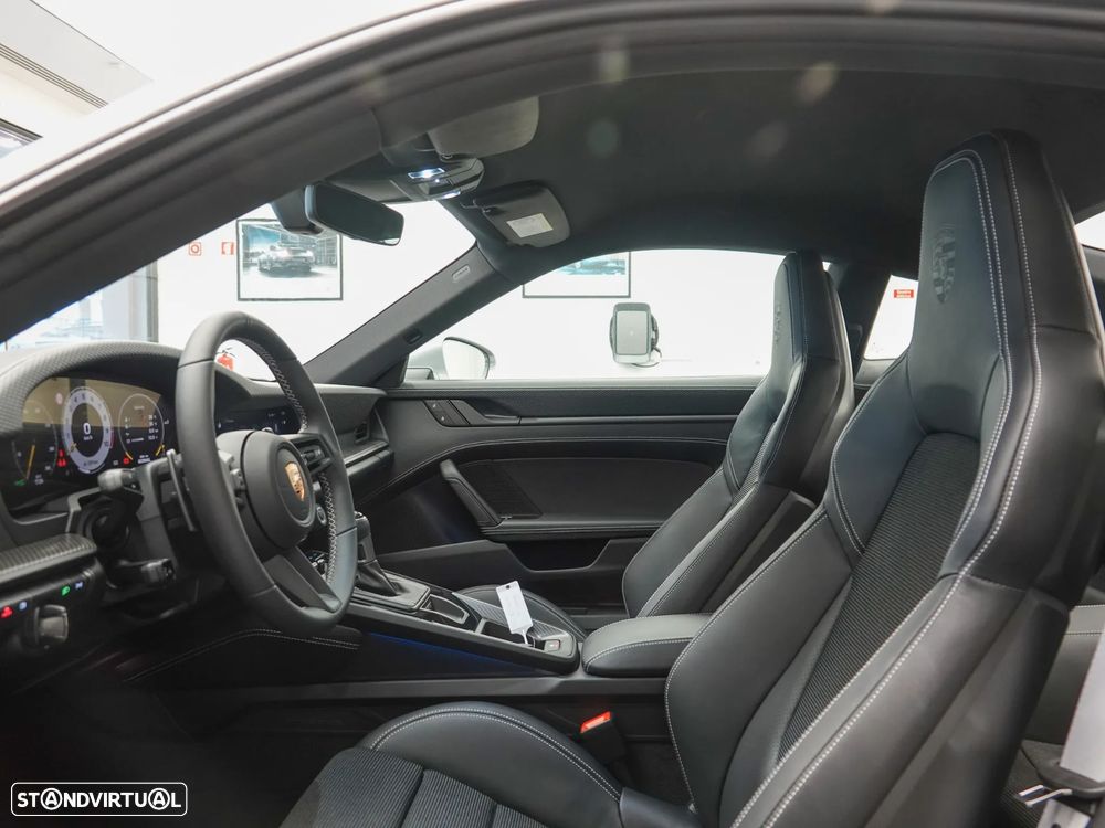 Porsche 911 (992) GT3 Touring Package PDK - 38