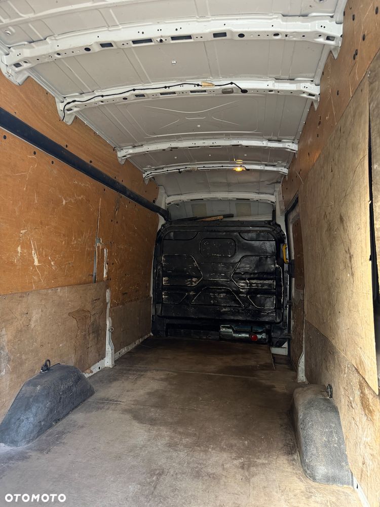 Ford Transit L3H2 Trend - 11