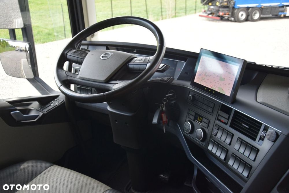 Volvo FH 500 Globetrotter XL Standard Euro6 - 35