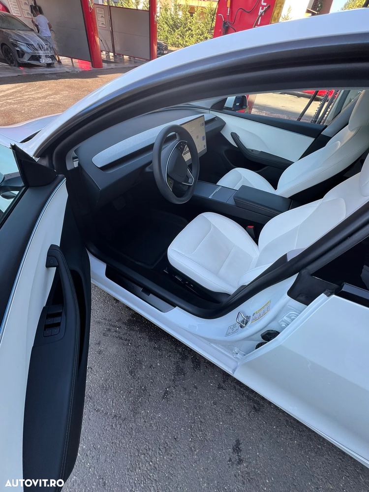 Tesla Model 3 RWD - 3