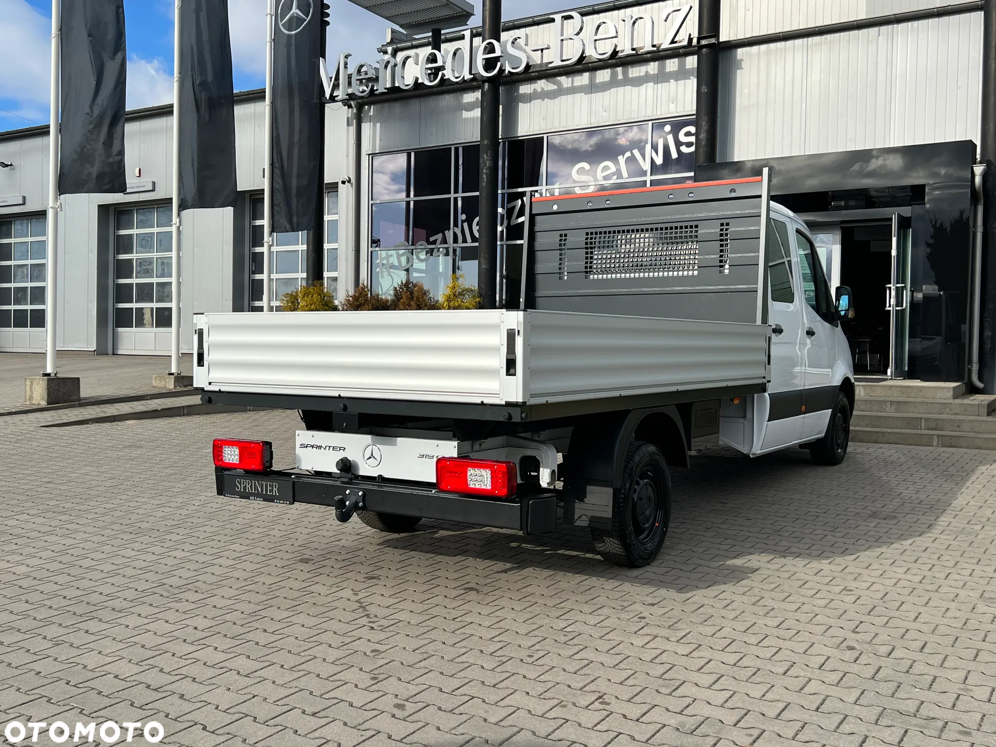 Mercedes-Benz Sprinter 319 CDI DOKA - 11