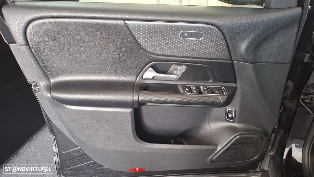 Mercedes-Benz GLB 180 d Progressive - 13