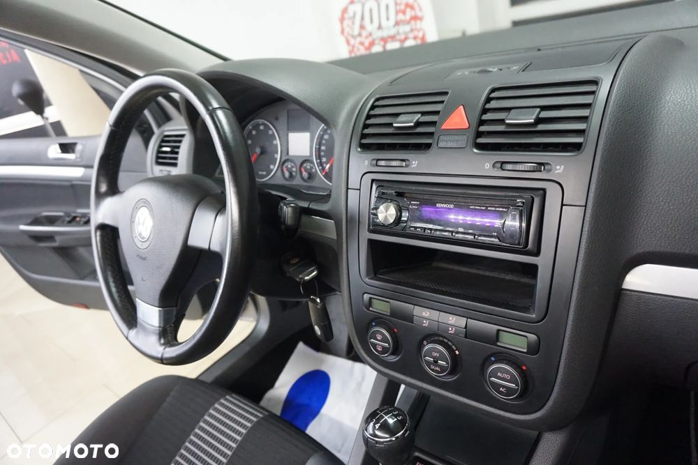 Volkswagen Golf 1.6 Tour - 21