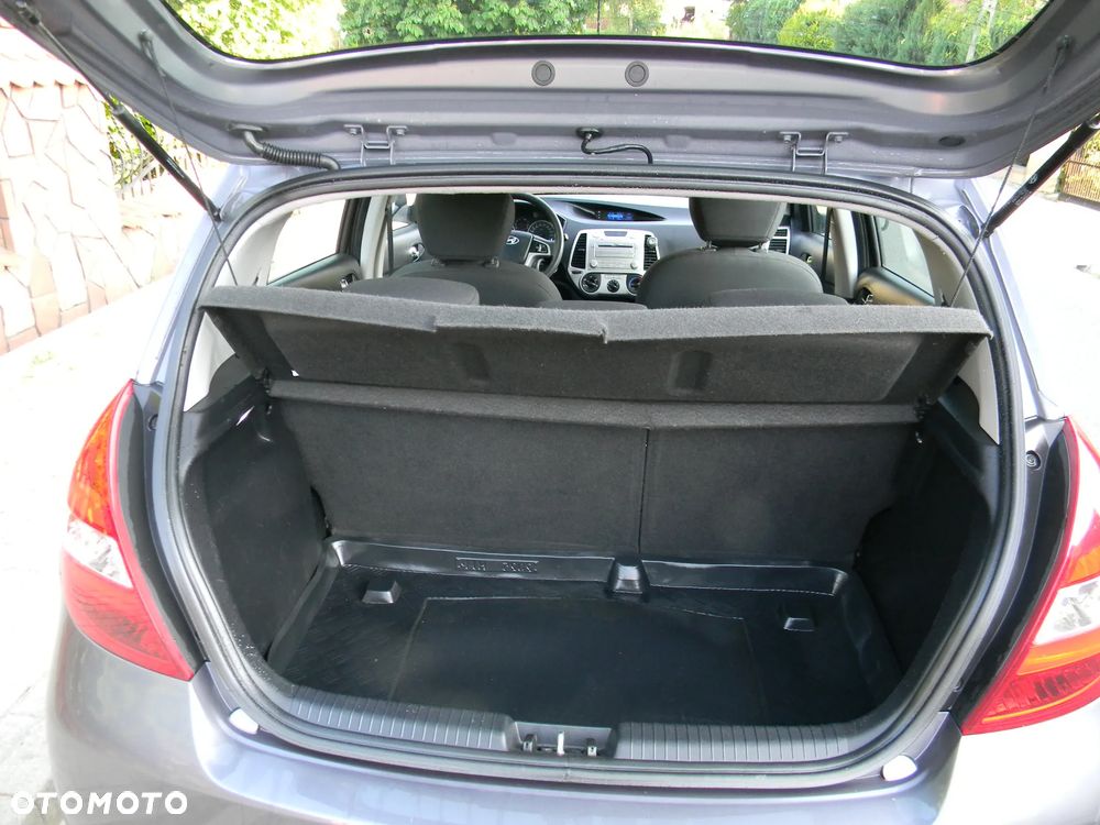 Hyundai i20 1.2 Edition 20 - 9