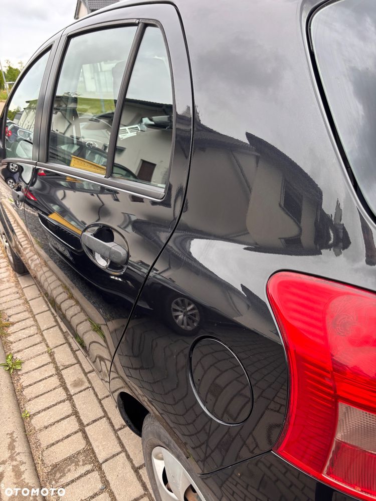 Toyota Yaris - 6