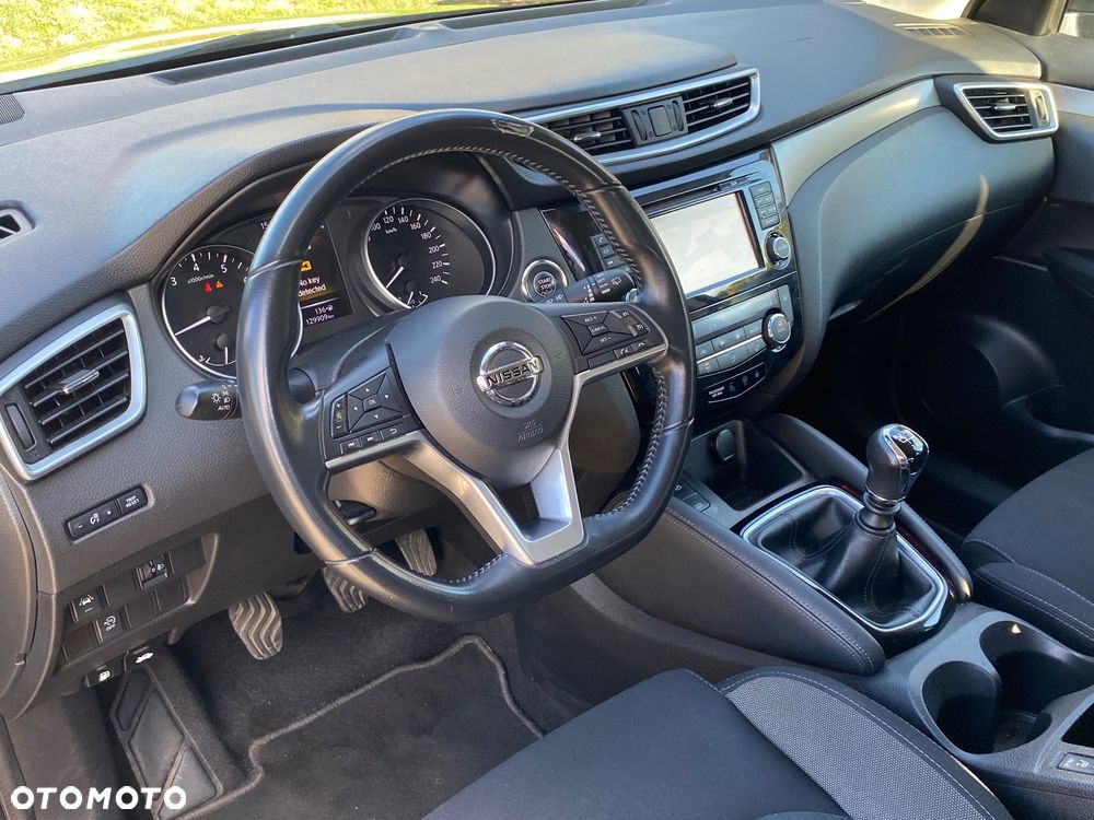 Nissan Qashqai 1.2 DIG-T Tekna Xtronic - 35