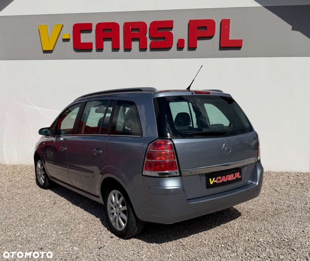 Opel Zafira - 18