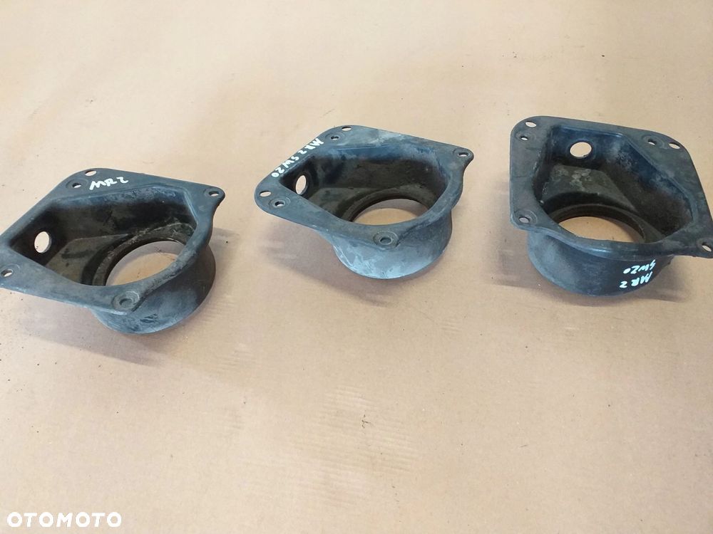 Toyota MR2 SW20 2,0 ramka plastik wlewu paliwa - 2