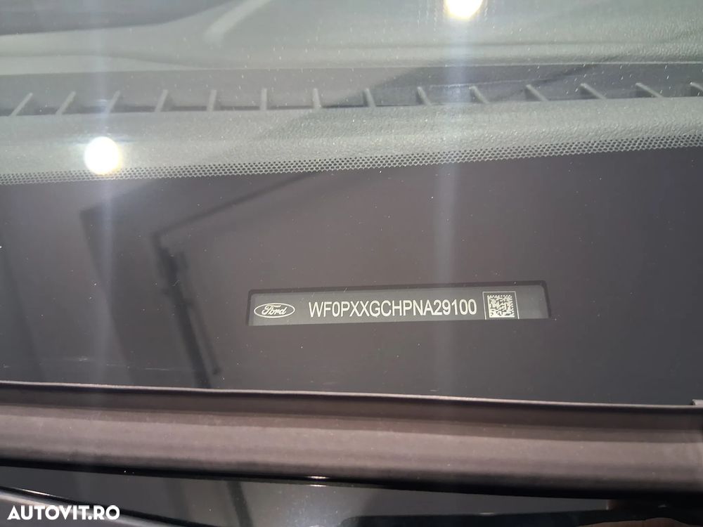 Ford Focus 1.0 EcoBoost Titanium - 4