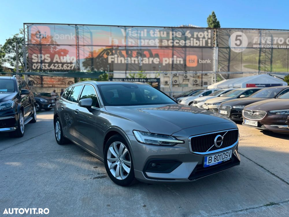 Volvo V60 D4 Momentum Pro - 2