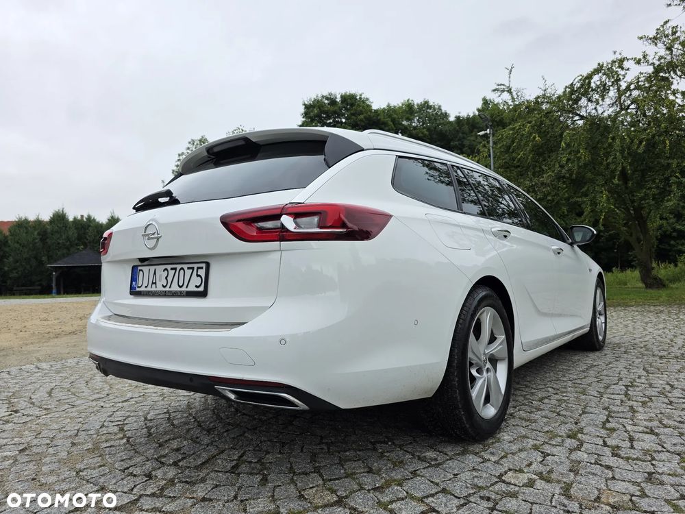 Opel Insignia 2.0 BiTurbo D 4x4 Automatik Exclusive - 3