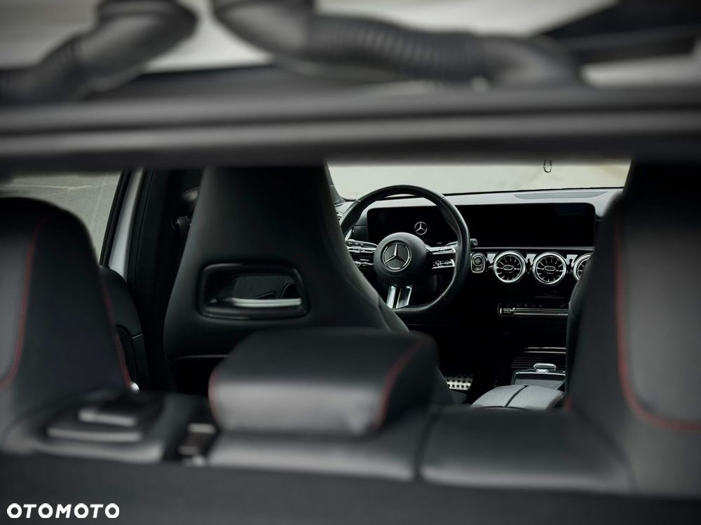 Mercedes-Benz Klasa A 200 AMG Line 7G-DCT - 2
