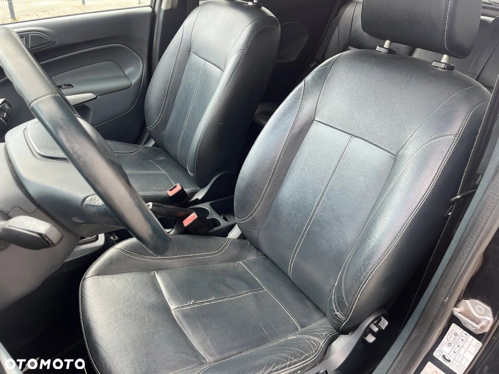 Ford Fiesta 1.6 TDCi Titanium X - 16