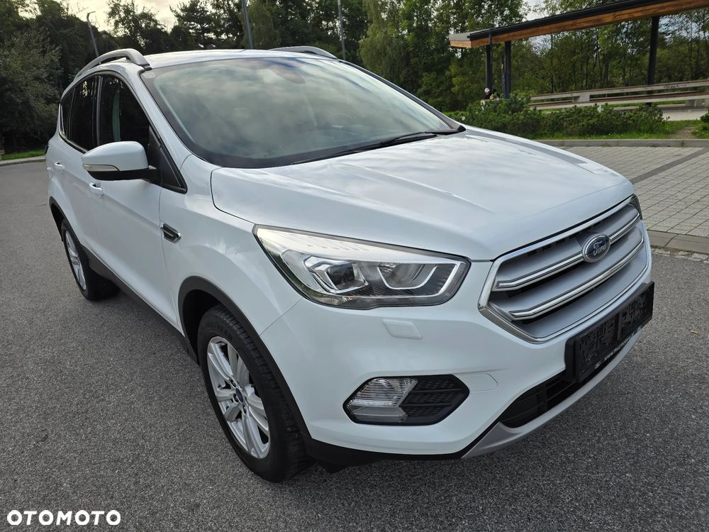 Ford Kuga 1.5 EcoBoost 2x4 Titanium - 26