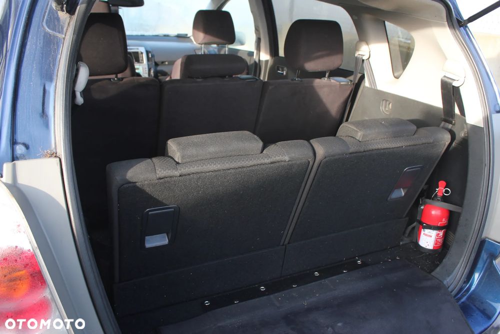 Toyota Corolla Verso 1.8 Prestige 7os - 12