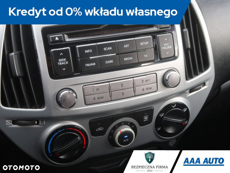 Hyundai i20 - 13