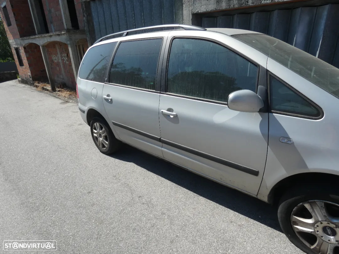 Ford Galaxy de 2001 para peças - 3