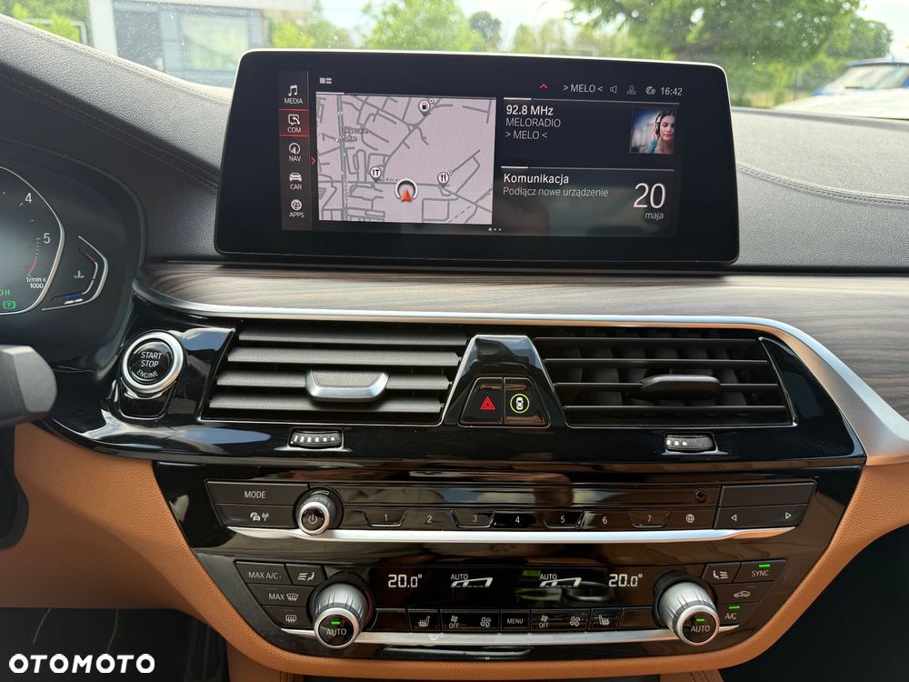BMW Seria 5 520d xDrive M Sport sport - 17