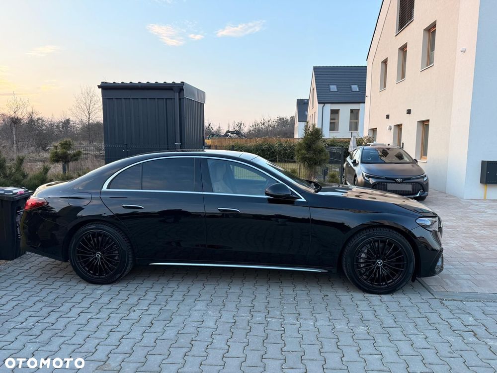 Mercedes-Benz Klasa E 300 de PHEV 4-Matic AMG 9G-Tronic - 9