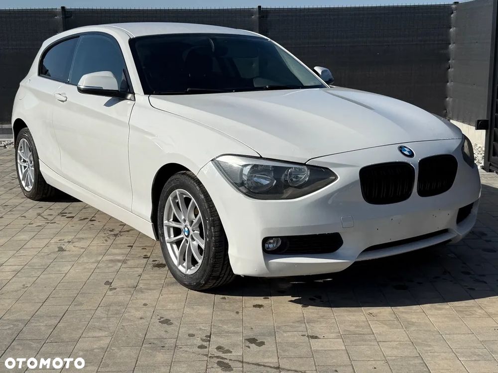 BMW Seria 1 114d Sport Line - 8