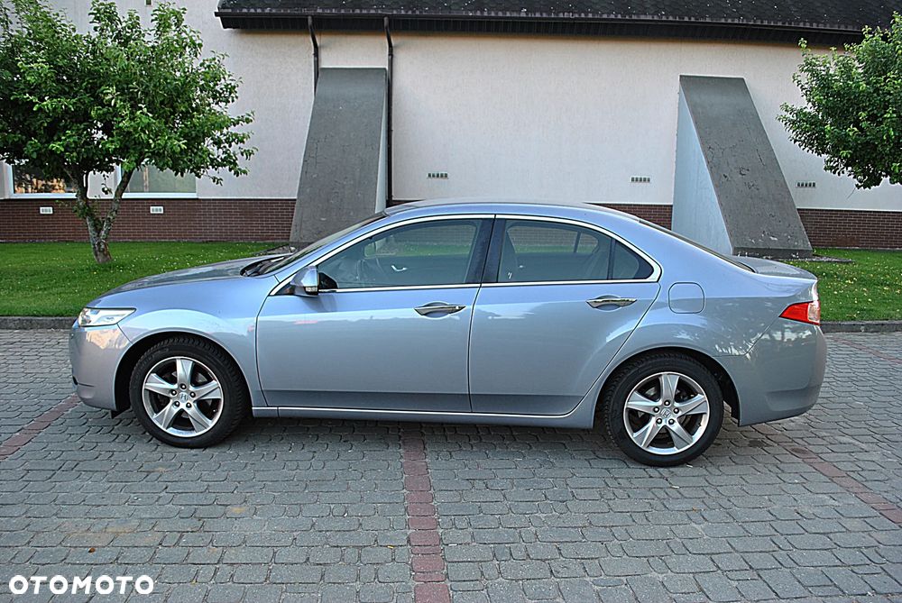 Honda Accord 2.0 Lifestyle - 2