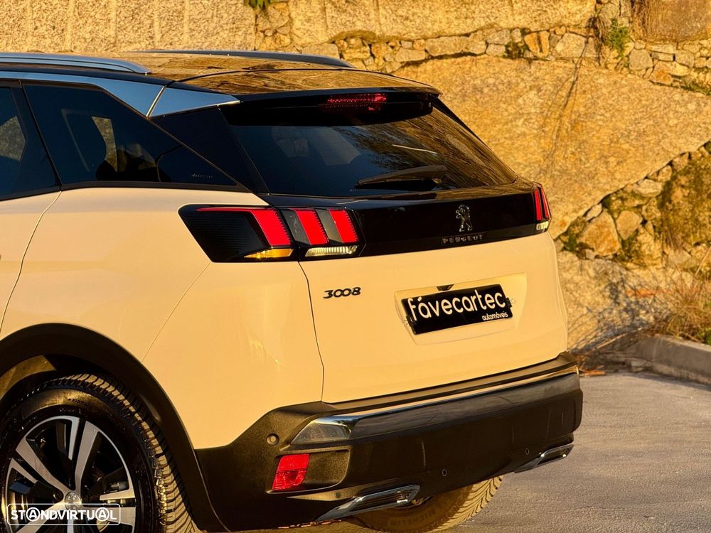 Peugeot 3008 1.2 PureTech Allure - 19