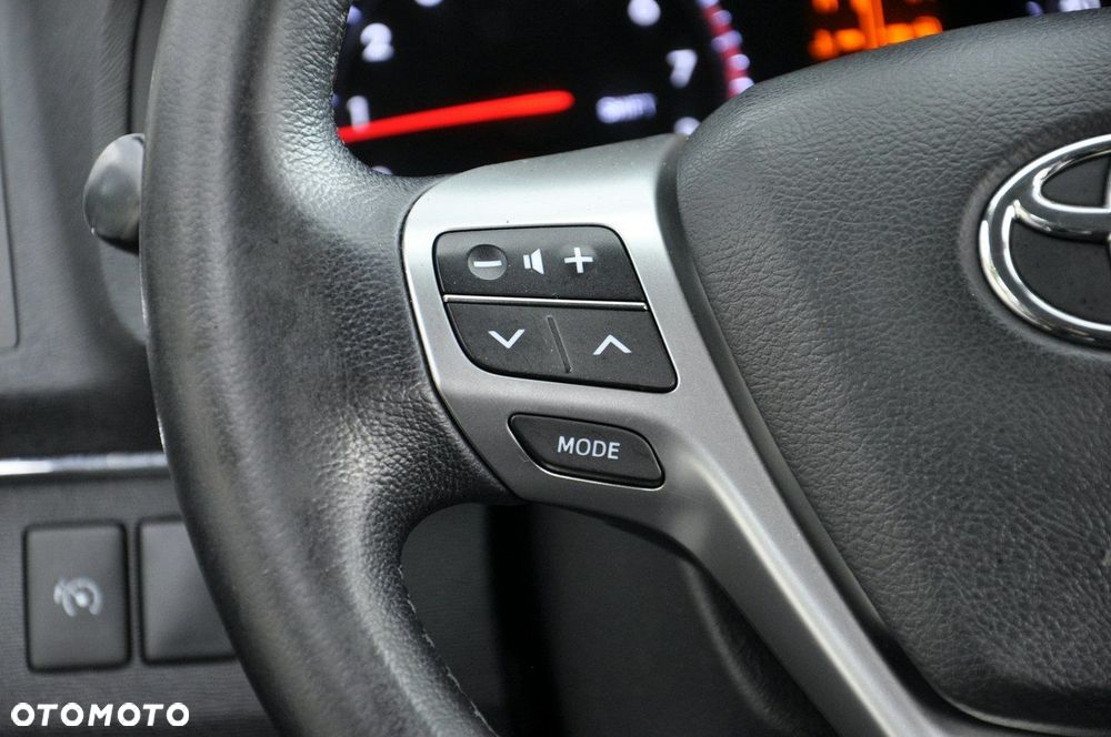 Toyota Avensis 1.8 Executive - 10