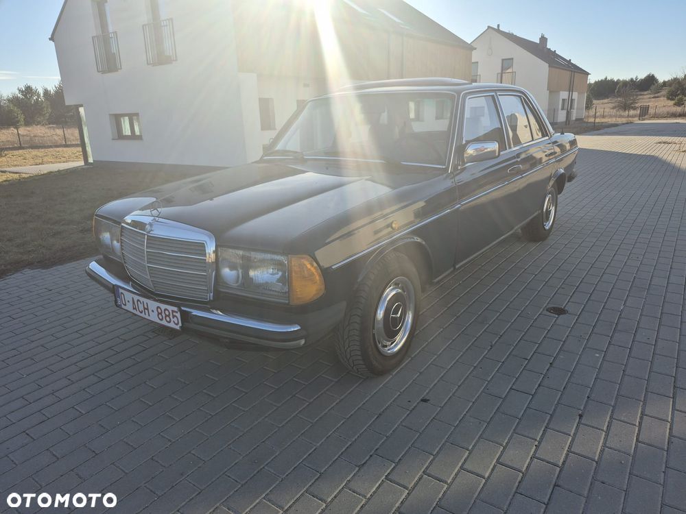 Mercedes-Benz W123 - 3