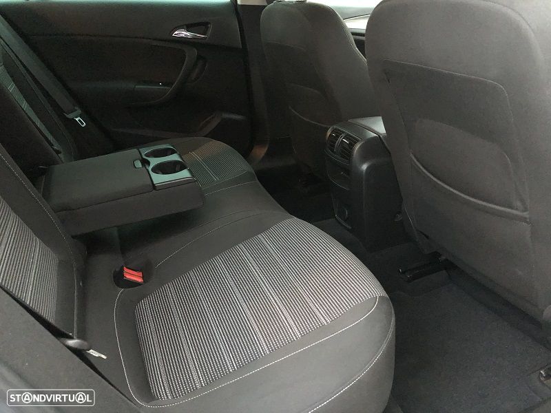 Opel Insignia Sports Tourer 1.6 CDTi Executive S/S - 20