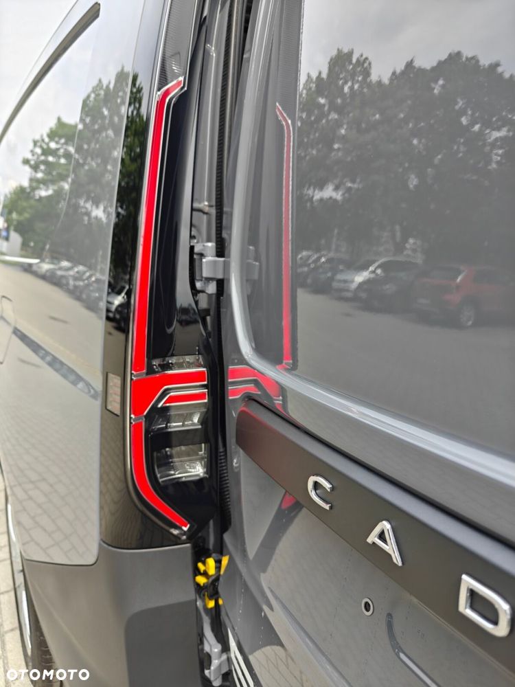 Volkswagen Caddy MAXI Cargo - 27