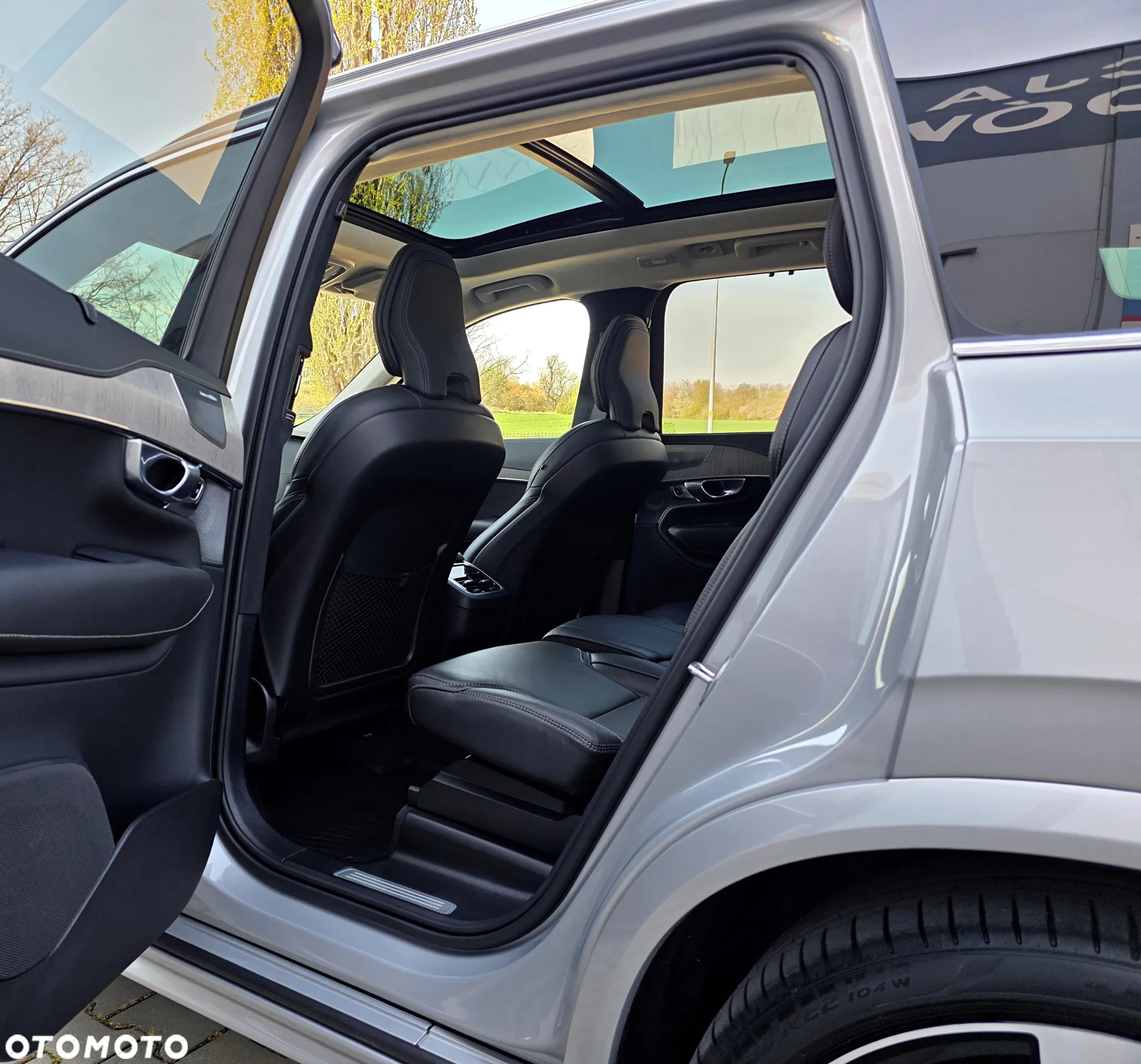 Volvo XC 90 - 21