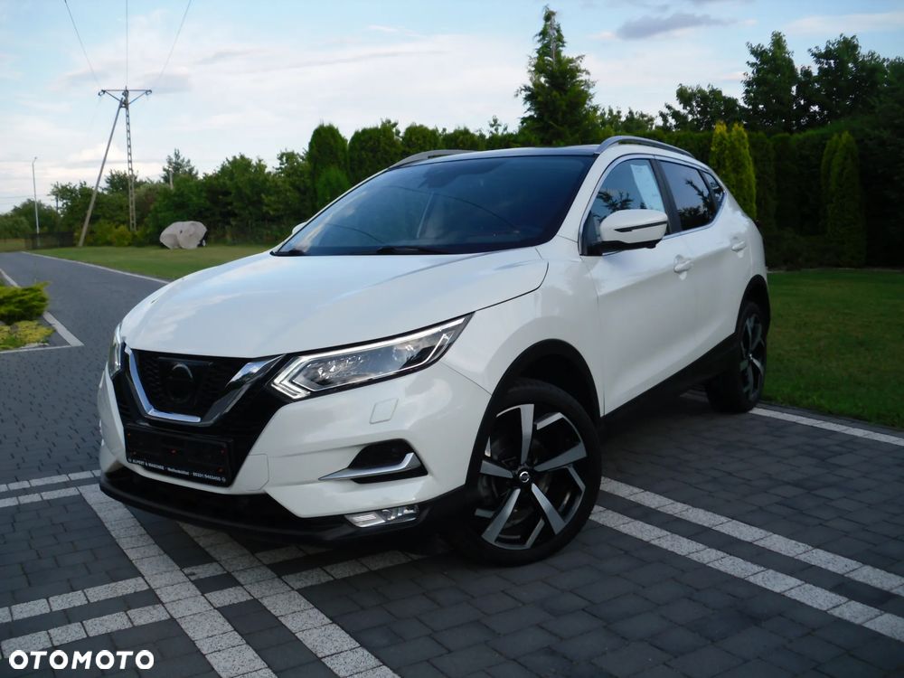 Nissan Qashqai 1.6 DIG-T Tekna - 1