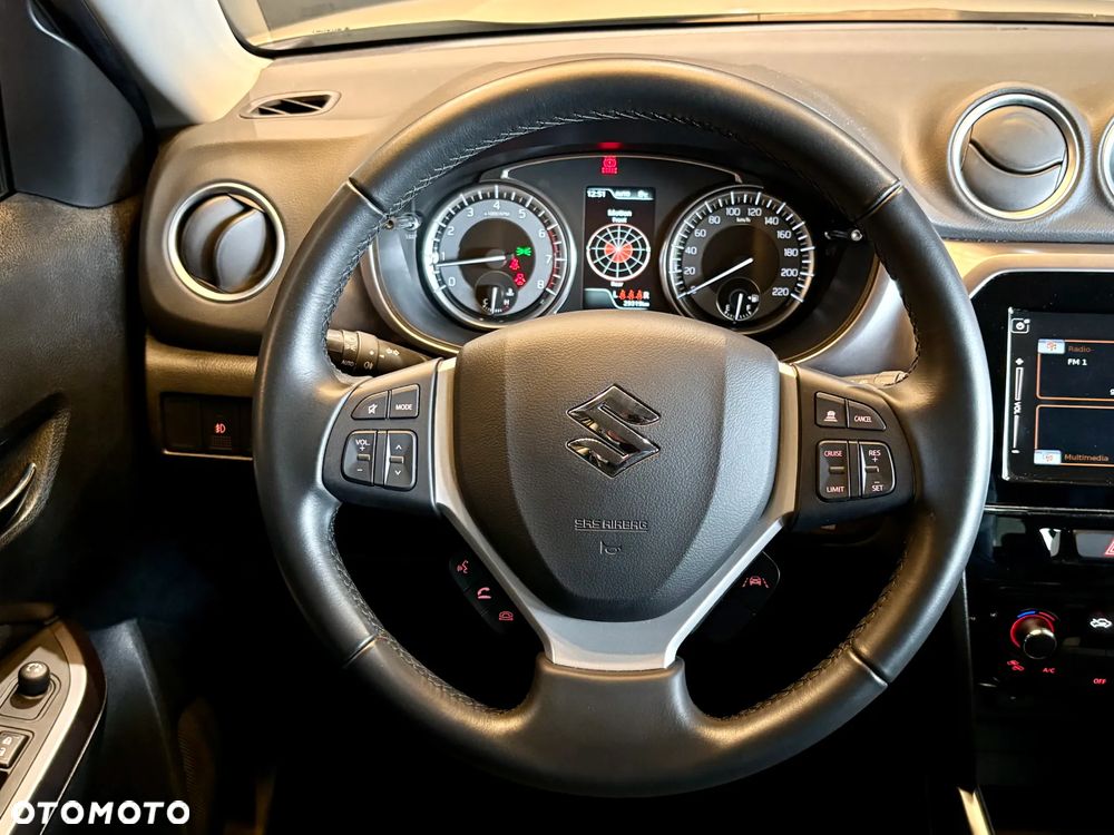 Suzuki Vitara 1.4 Boosterjet SHVS Premium 4WD - 14