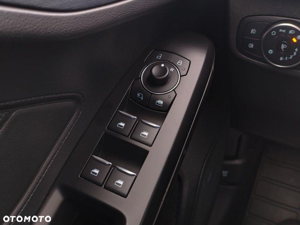 Ford Focus - 24