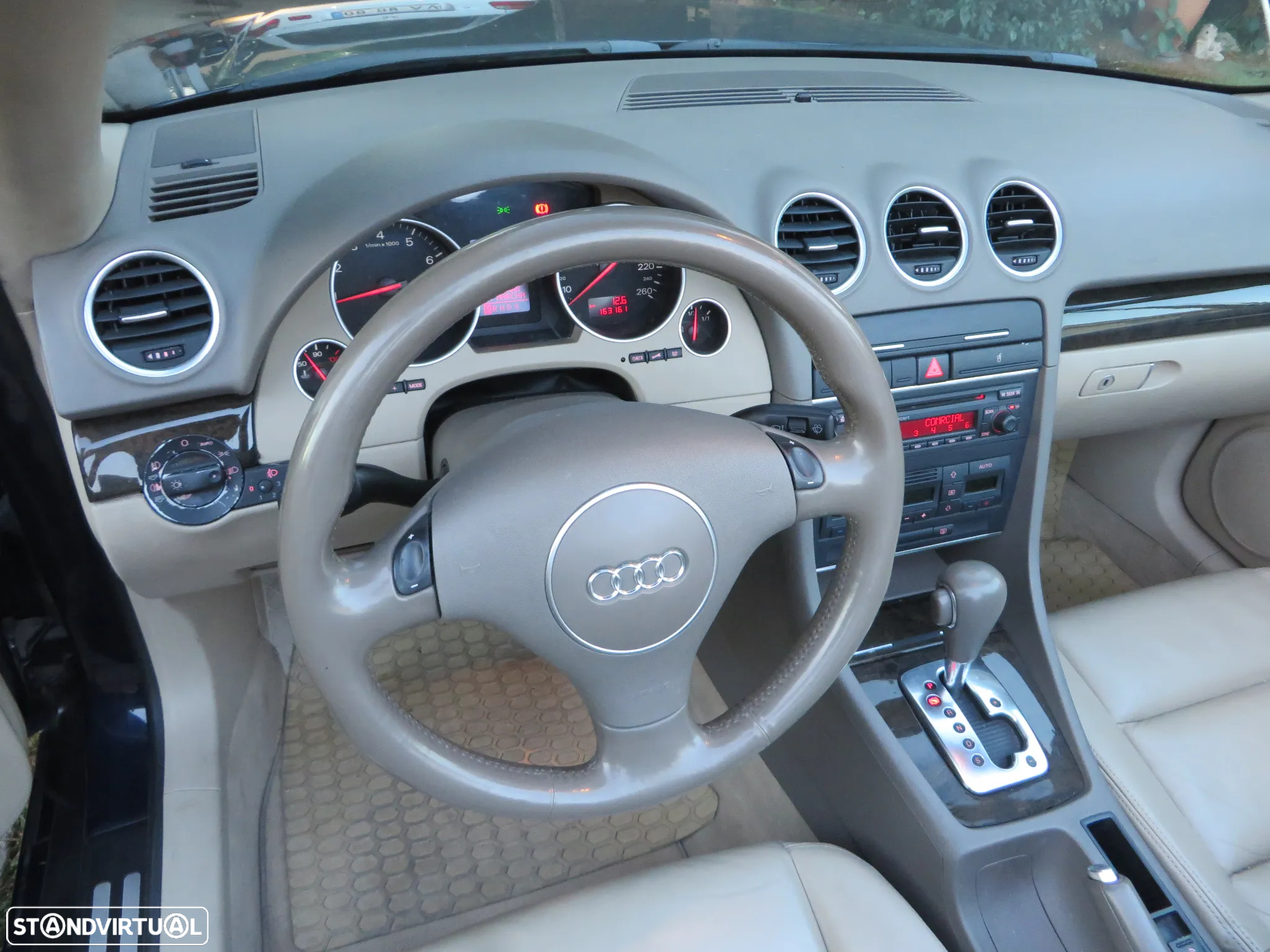 Audi A4 Cabrio 1.8 T Multitronic Exclu. - 28