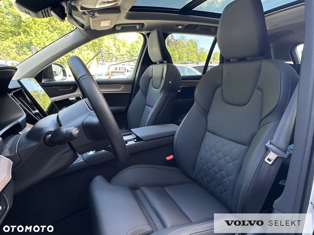 Volvo XC 90 - 24