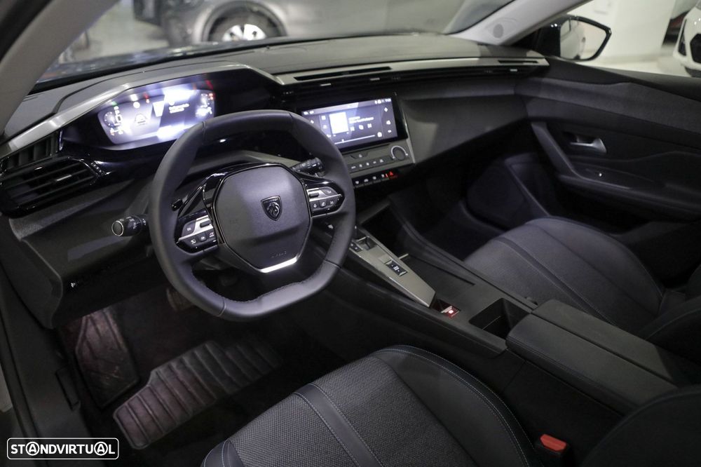 Peugeot 308 1.5 BlueHDi Allure EAT8 - 18