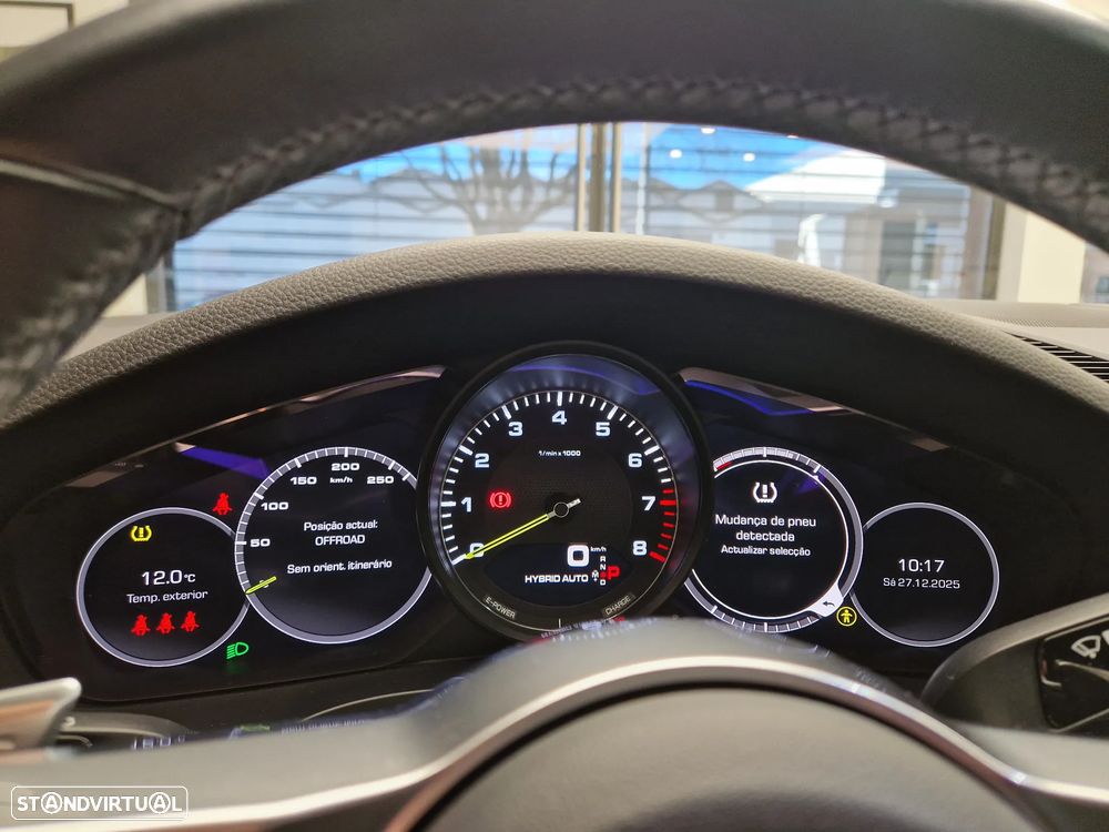 Porsche Cayenne Coupé E-Hybrid - 18