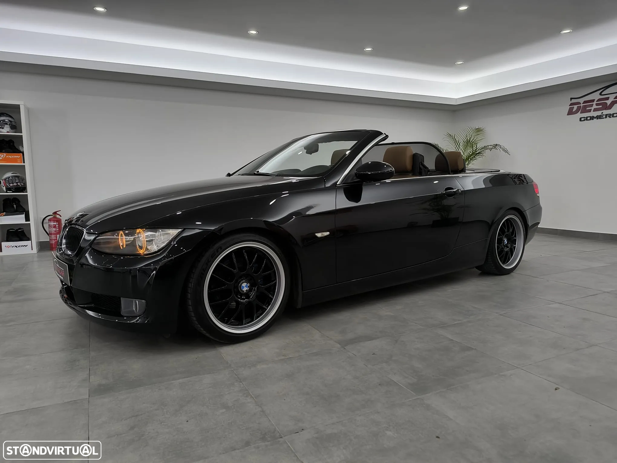 BMW 320 i Cabrio - 12