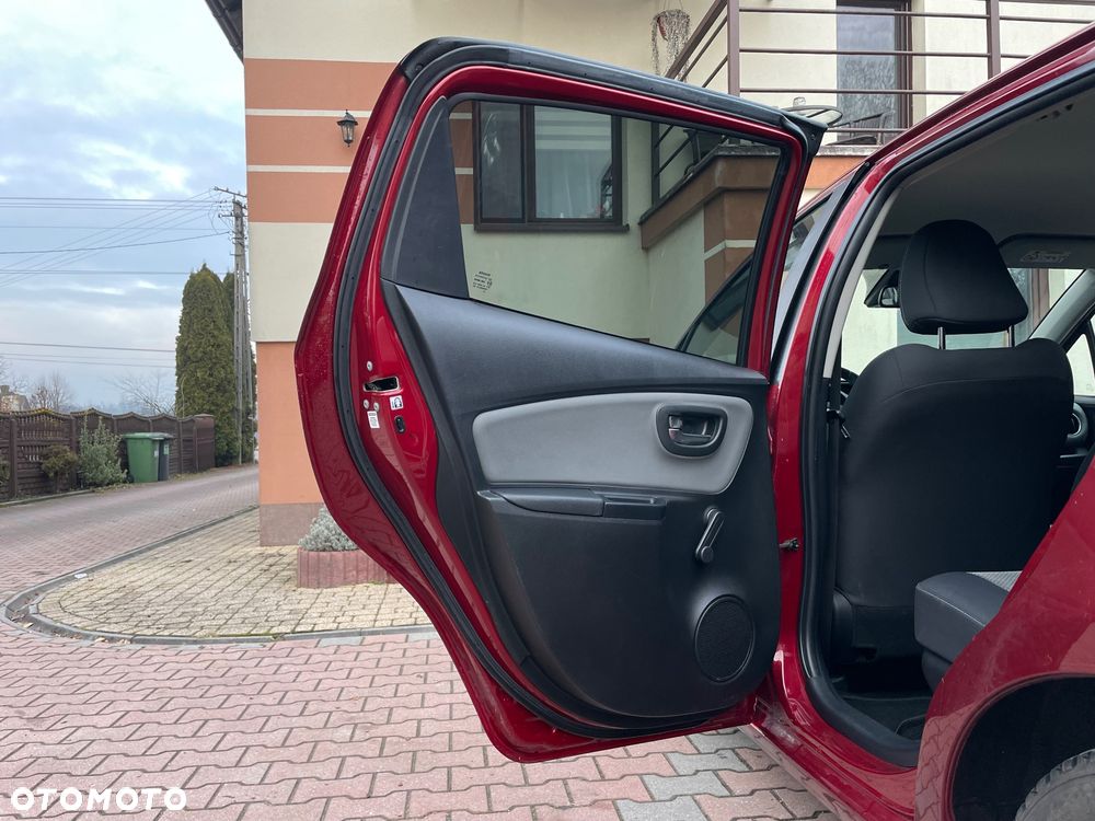 Toyota Yaris 1.5 VVT-i Comfort - 12