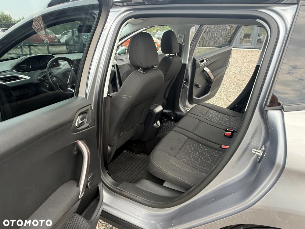 Peugeot 2008 e-HDi FAP 92 STOP & START Active - 25