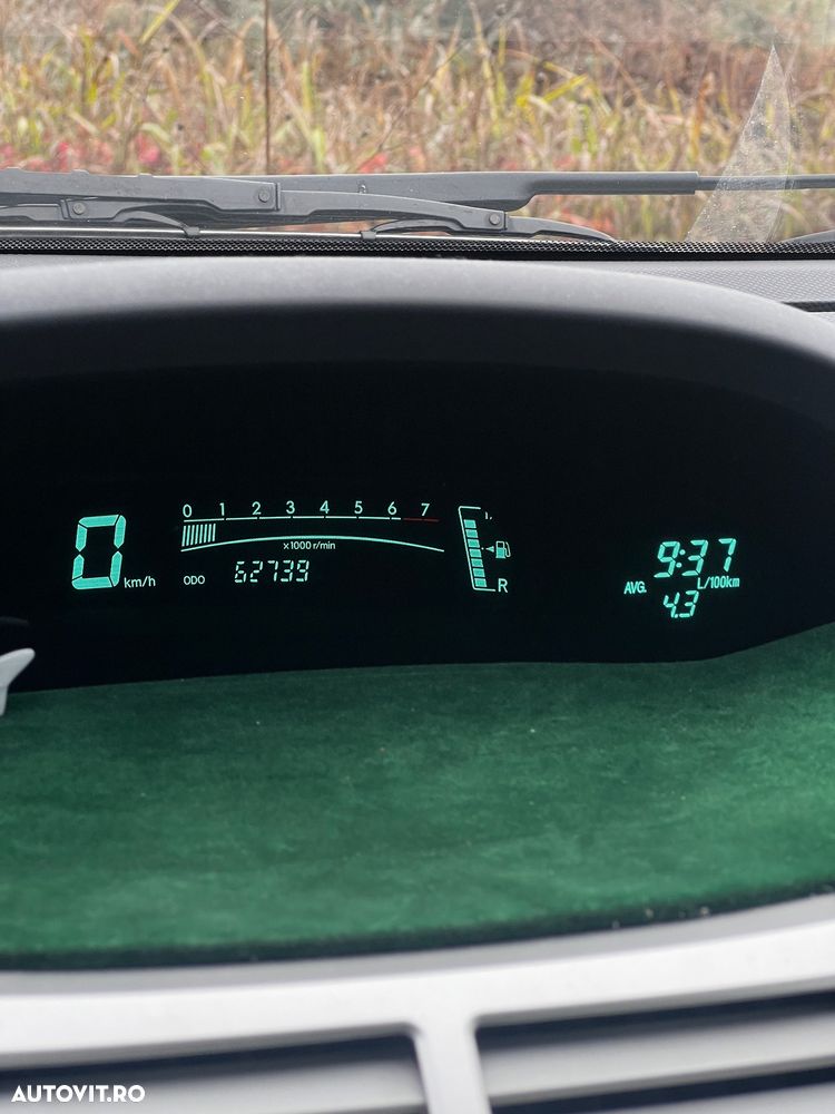 Toyota Yaris 1.0 Terra - 11