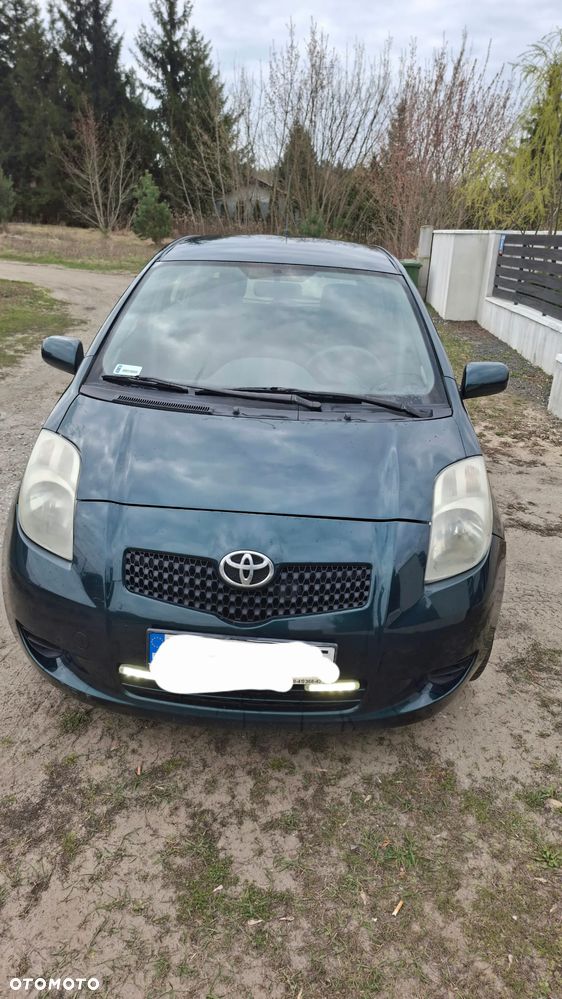 Toyota Yaris 1.0 Terra A/C - 2