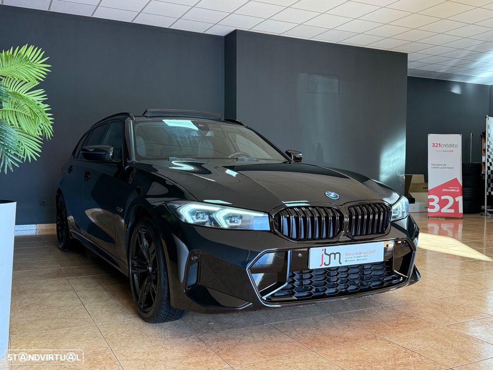 BMW 320 e Pack Desportivo M Auto - 13