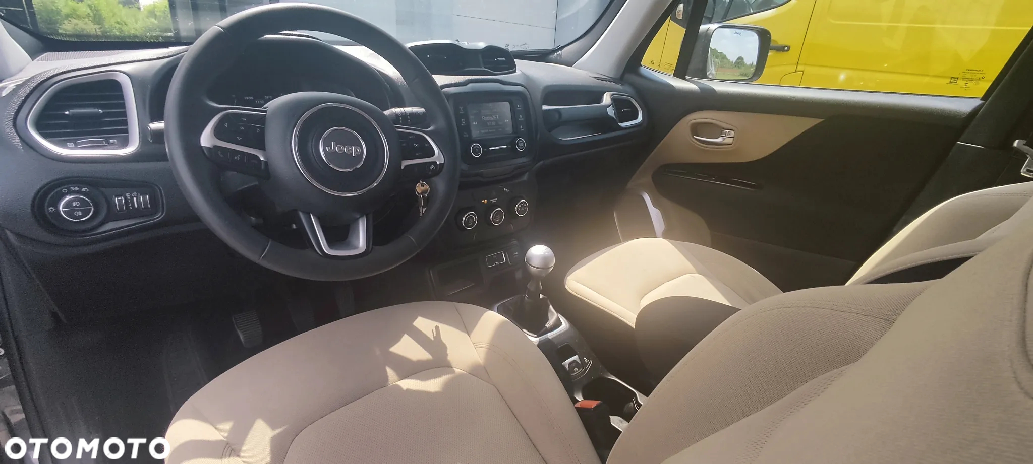 Jeep Renegade 1.6 E-torQ Sport - 24