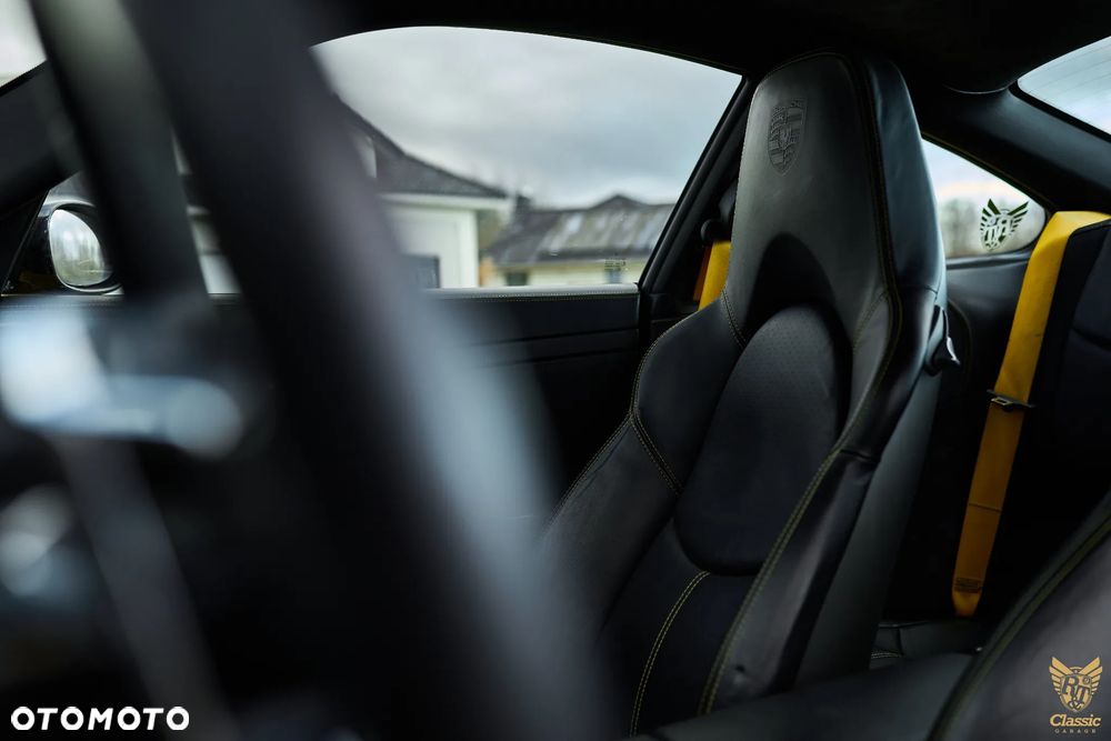 Porsche 911 - 16
