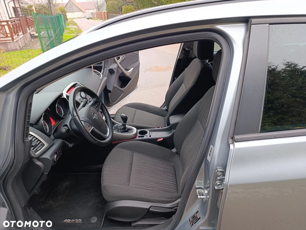 Opel Astra 1.4 ecoFLEX - 23